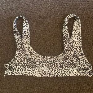 Stone Fox Bikini Top in Discontinued Zen Spot pattern